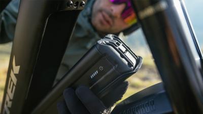 Trek Powerfly+ 4 EU XL 29 Gloss Dark Star/Matte Dark We Produktbild 6